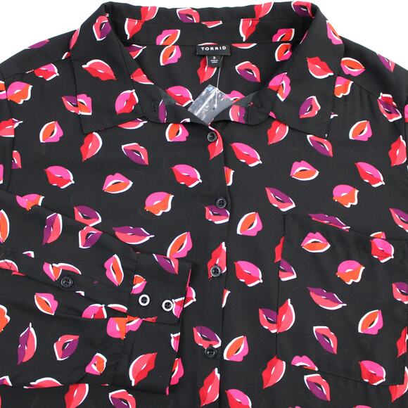 Torrid Plus Size 3X‎ Lizzie Georgette Button Front Blouse Lips Black Pink Red - Picture 5 of 9